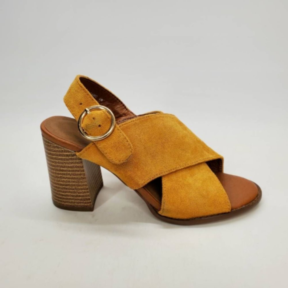 Now Or Never Womens Adamo Sandals‎ Yellow Stacked Heels Slingback Buckle 6 M